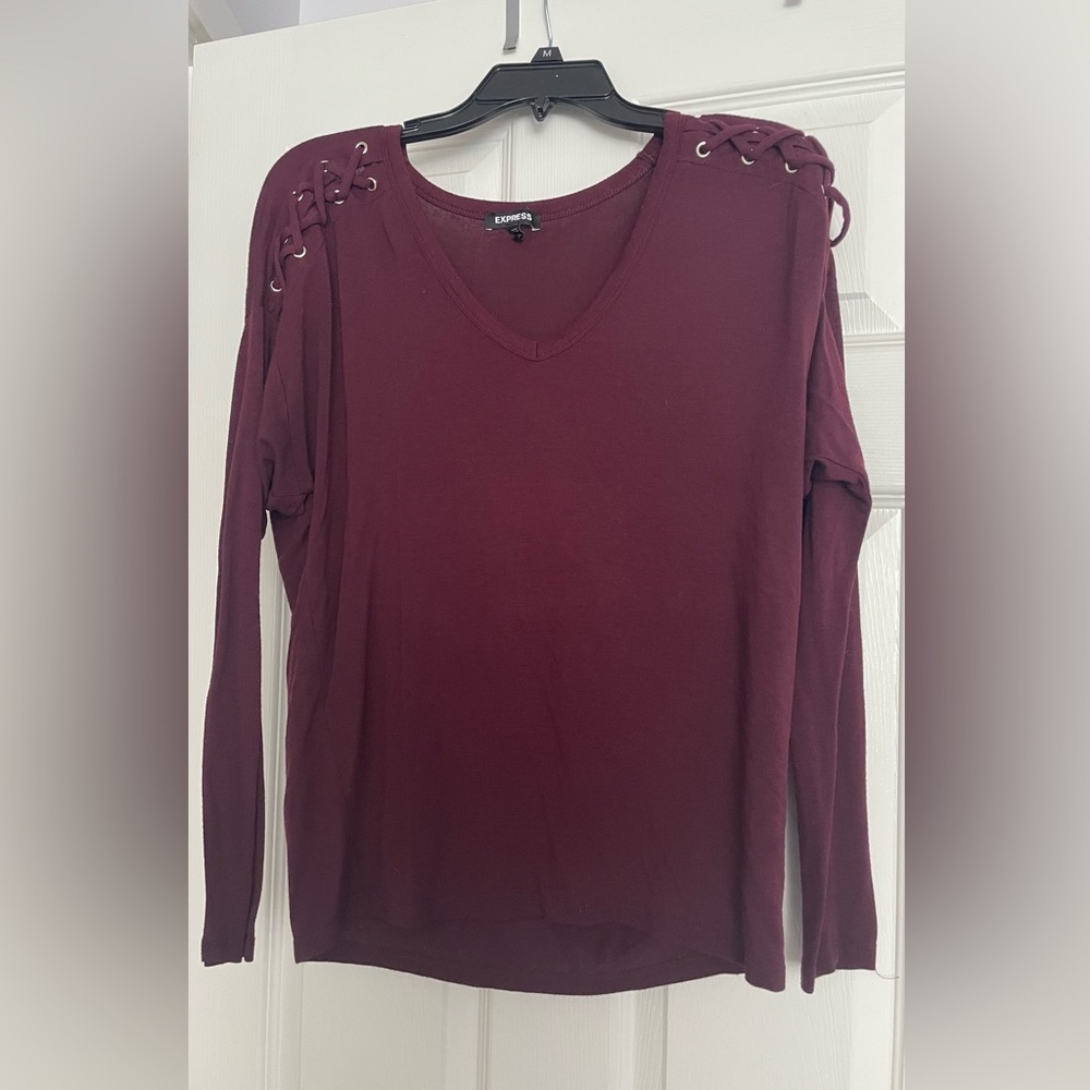 Express soft Cotten casual long sleeve top with shoulder/arm detail size M